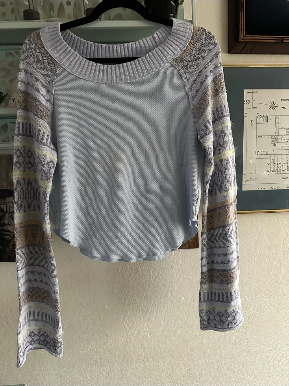 Light Blue Knit Long-Sleeve Scoop Neck Top with Patterned Sleeves